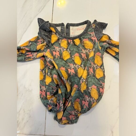 [miki miette] BNWOT  2 rompers #13 - Picture 8 of 9